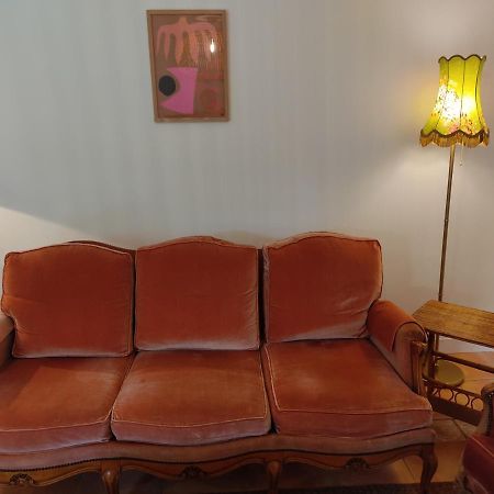 Maison, Calme Avec Cheminee. Botmeur المظهر الخارجي الصورة